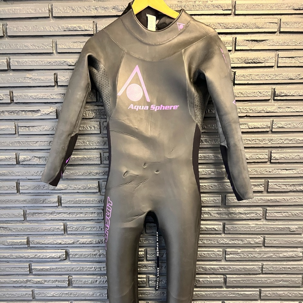 Aqua Sphere Pursuit Triathlon Wetsuit- Women’s size XL.